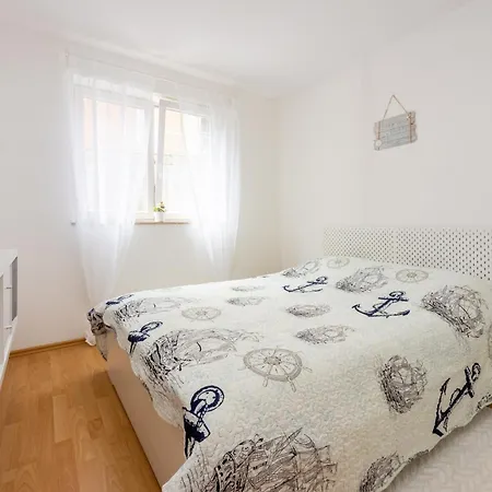 Apartman Tami *